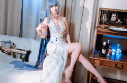 rioko凉凉子cos男友衬衫,Rioko凉凉子cosplay魅力尽显